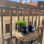 Audrey Hepburn Apartment Cathedral View Top Location Air Conditioned